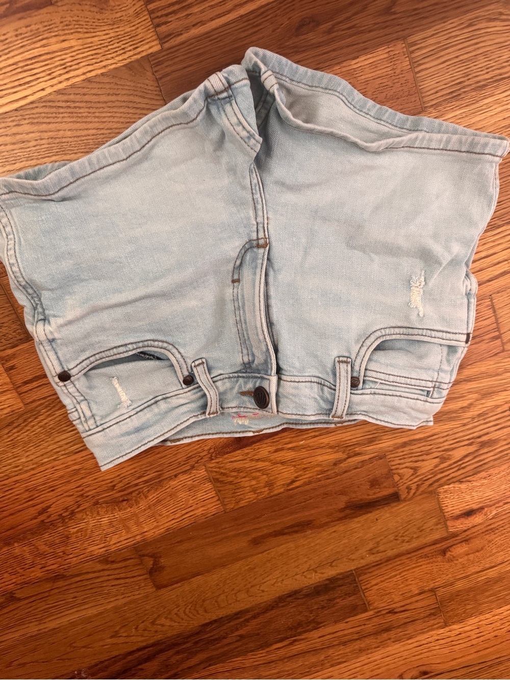 Light Blue Denim Women’s low waist wrangler Shorts